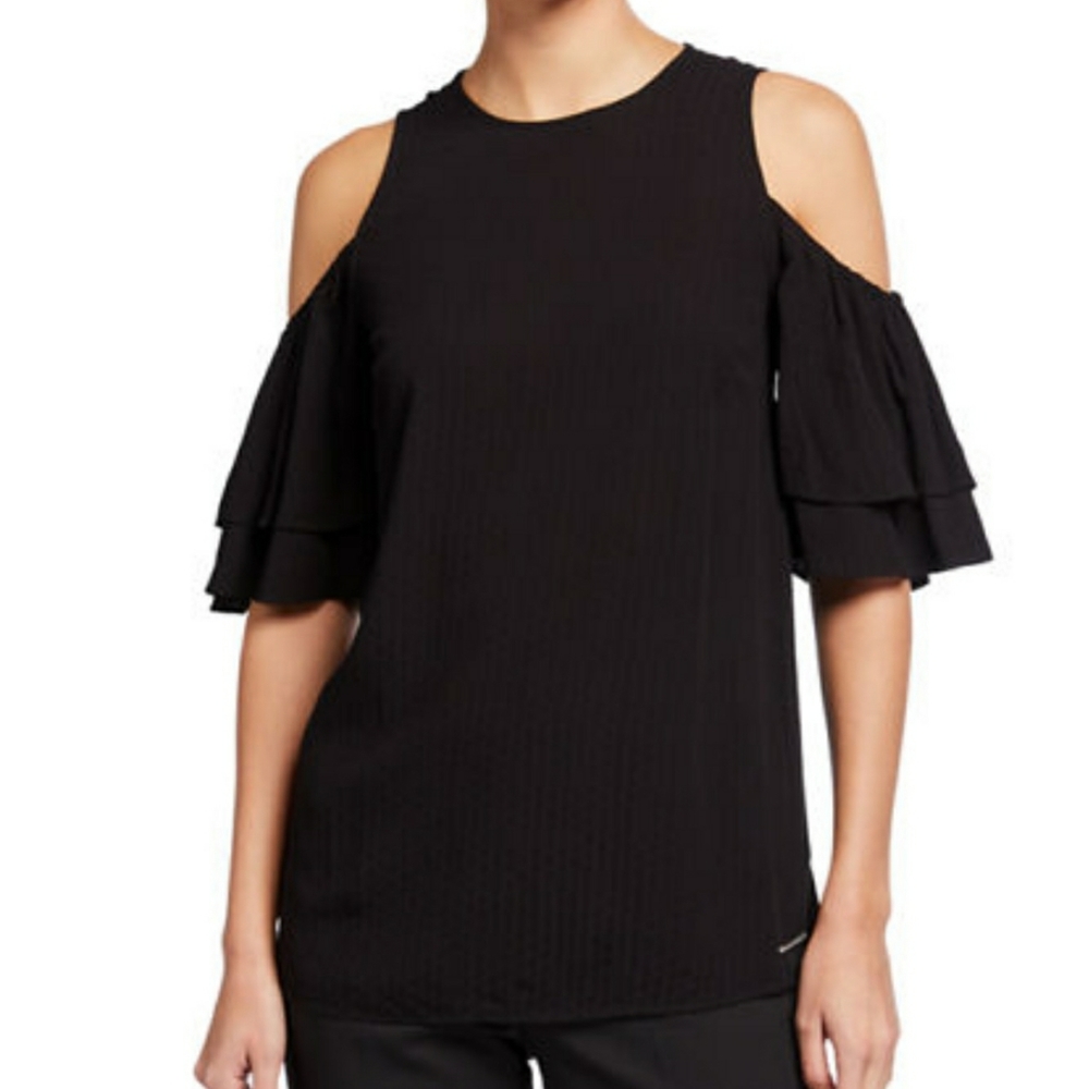 Cold shoulder top